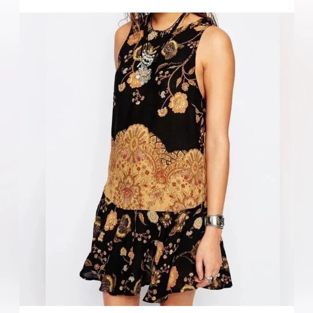 Free People Women‎ Dobby Dot Flouncy Hem Slip Dress Black Combo  Sz XS